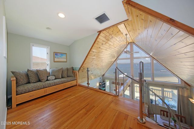 75 Gravelly Point Road, Highlands, NJ 07732
