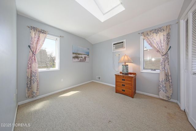 75 Gravelly Point Road, Highlands, NJ 07732