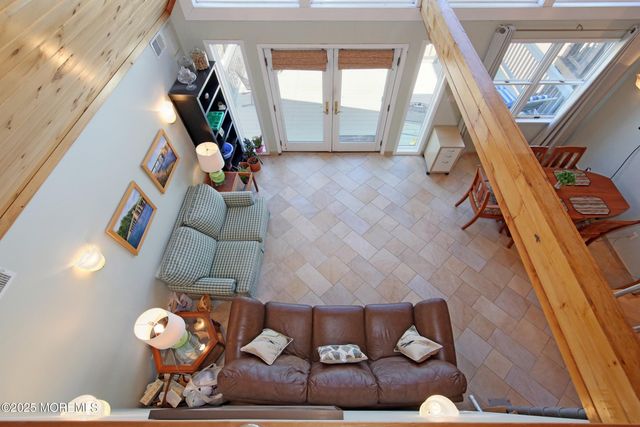 75 Gravelly Point Road, Highlands, NJ 07732