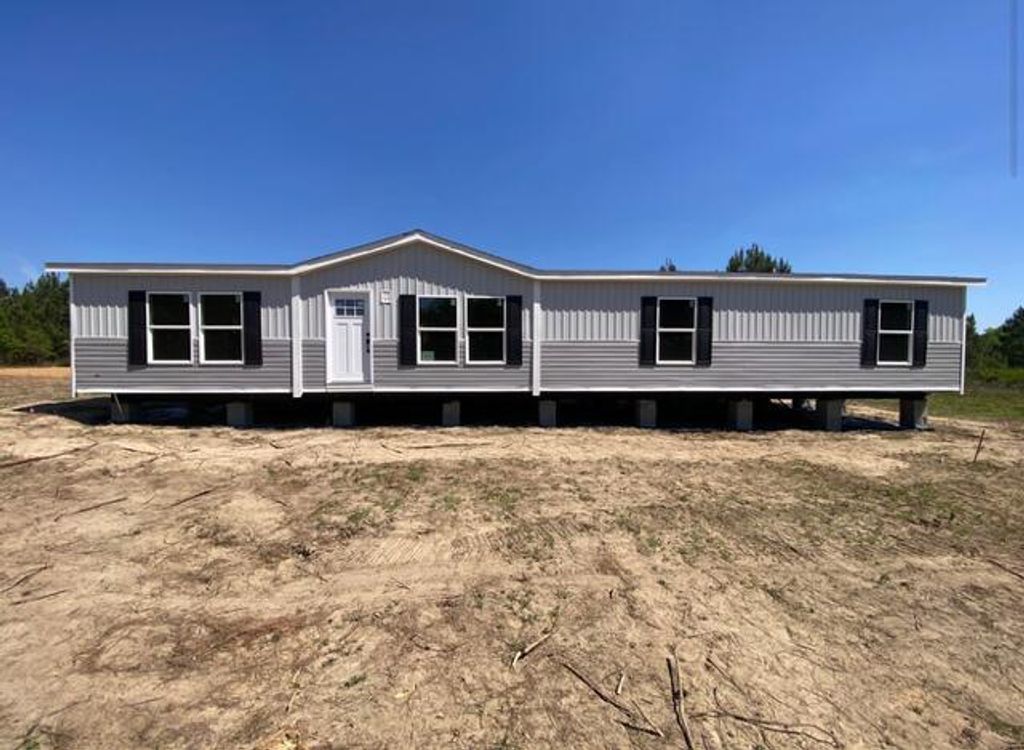 2123 Camp Rawls Road, Wagener, SC 29164
