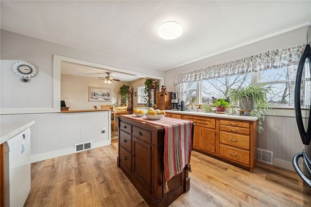 124 Victoria Drive, Avalon, PA 15202