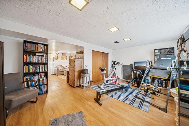 124 Victoria Drive, Avalon, PA 15202