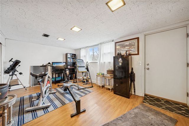 124 Victoria Drive, Avalon, PA 15202