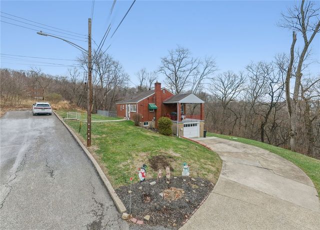 124 Victoria Drive, Avalon, PA 15202