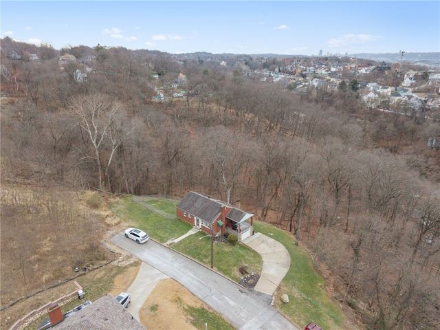 124 Victoria Drive, Avalon, PA 15202