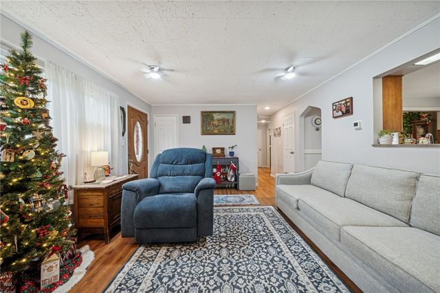 124 Victoria Drive, Avalon, PA 15202