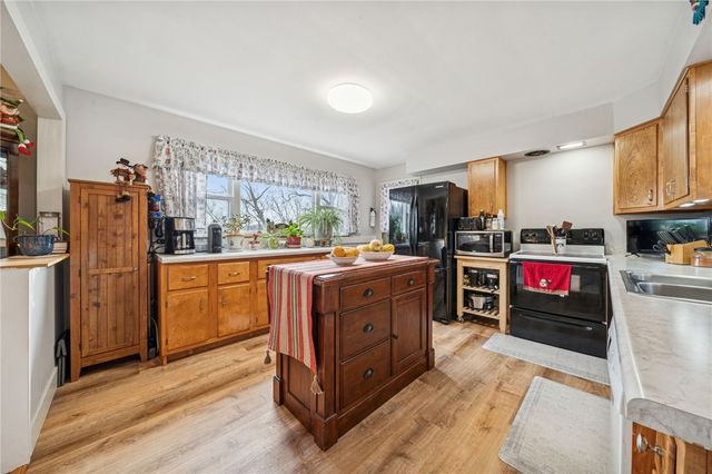 124 Victoria Drive, Avalon, PA 15202