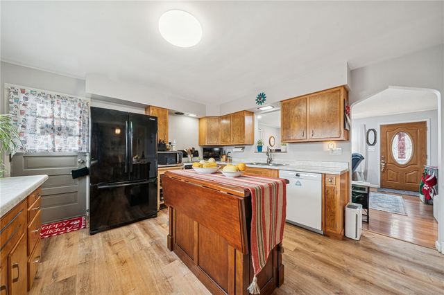 124 Victoria Drive, Avalon, PA 15202