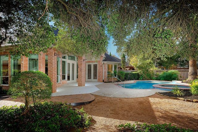 38 Eagle Mead, The Woodlands, TX 77382