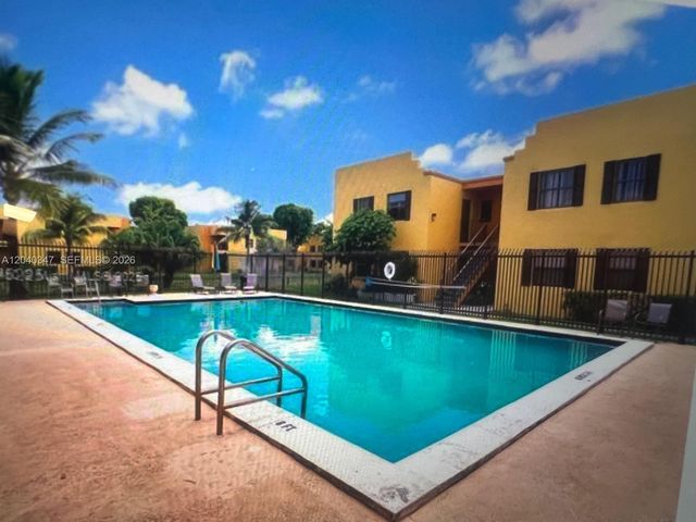 636 NW 114th Ave 103, Sweetwater, FL 33172