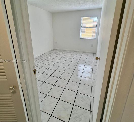 636 NW 114th Ave 103, Sweetwater, FL 33172