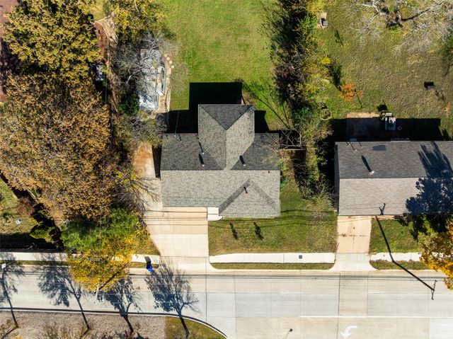 710 W Harwood Road, Euless, TX 76039