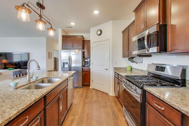 2355 Cannon Drive, Pingree Grove, IL 60140