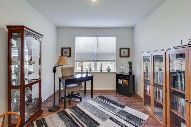 2355 Cannon Drive, Pingree Grove, IL 60140