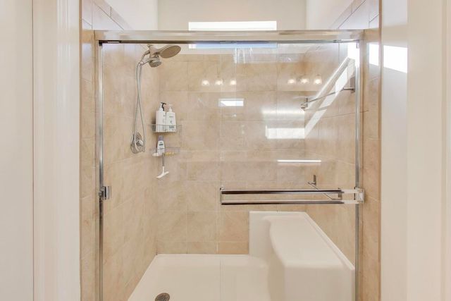 2355 Cannon Drive, Pingree Grove, IL 60140