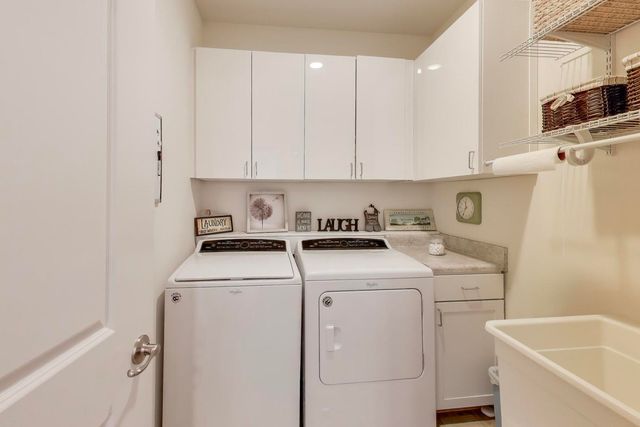 2355 Cannon Drive, Pingree Grove, IL 60140