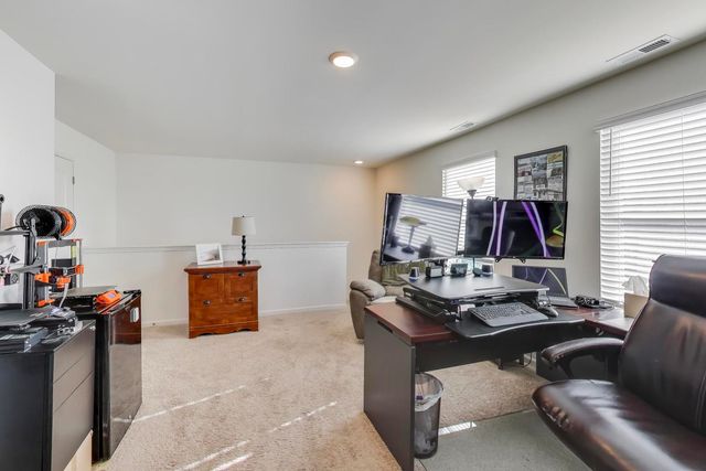 2355 Cannon Drive, Pingree Grove, IL 60140