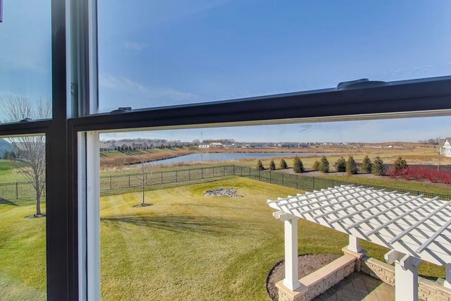 2355 Cannon Drive, Pingree Grove, IL 60140