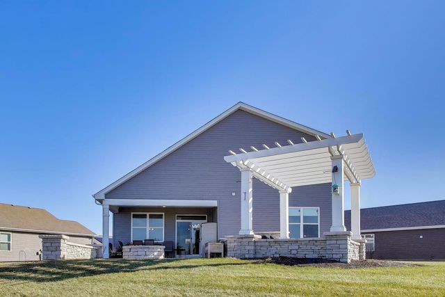 2355 Cannon Drive, Pingree Grove, IL 60140