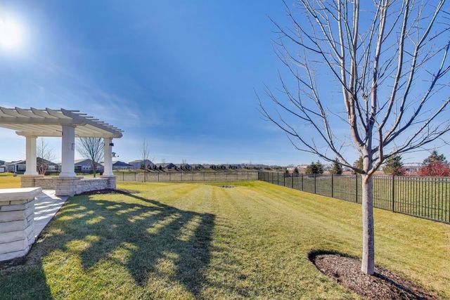 2355 Cannon Drive, Pingree Grove, IL 60140