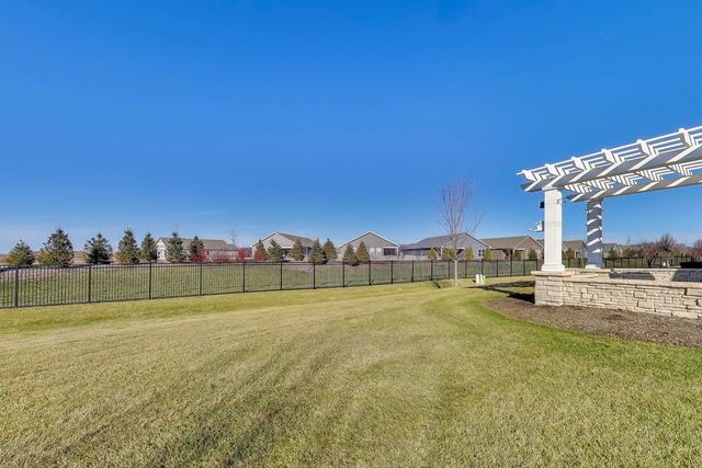 2355 Cannon Drive, Pingree Grove, IL 60140