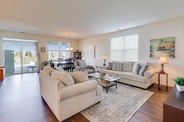 2355 Cannon Drive, Pingree Grove, IL 60140