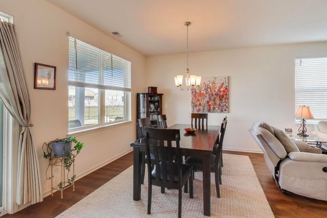 2355 Cannon Drive, Pingree Grove, IL 60140