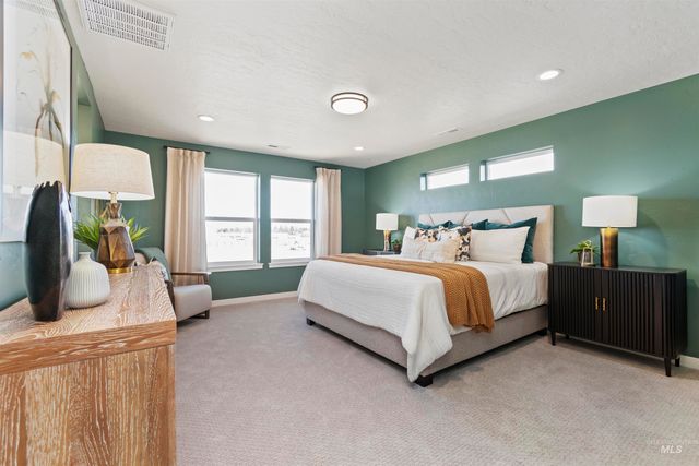 7807 E Meriwether Dr, Nampa, ID 83687