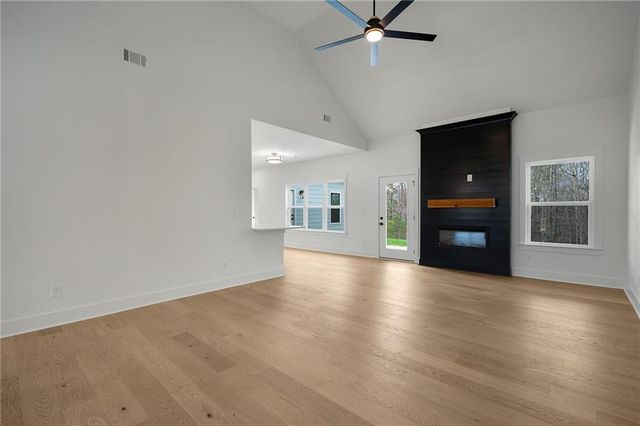 681 Campbell SE Trail, White, GA 30184