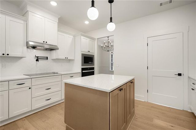 681 Campbell SE Trail, White, GA 30184