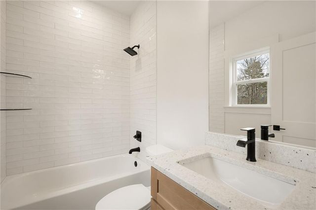 681 Campbell SE Trail, White, GA 30184