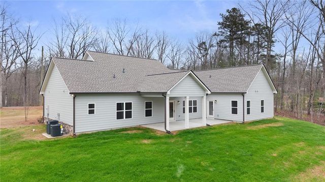 681 Campbell SE Trail, White, GA 30184