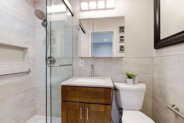 2898 Barkley Avenue, Santa Clara, CA 95051