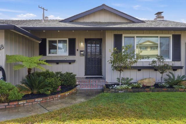 2898 Barkley Avenue, Santa Clara, CA 95051