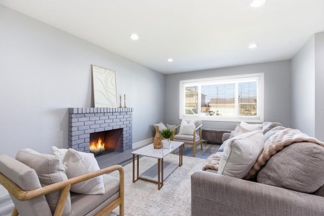 2898 Barkley Avenue, Santa Clara, CA 95051