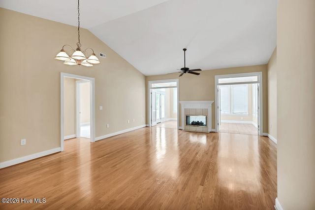 4416 Willow Moss Way, Southport, NC 28461