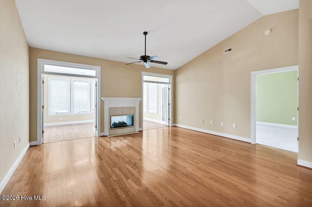 4416 Willow Moss Way, Southport, NC 28461