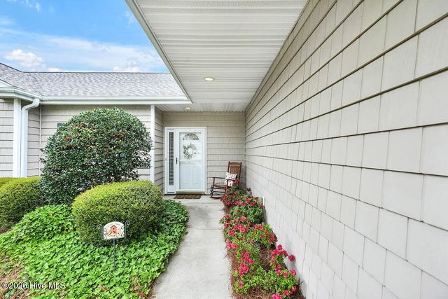 4416 Willow Moss Way, Southport, NC 28461