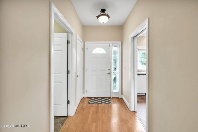 4416 Willow Moss Way, Southport, NC 28461