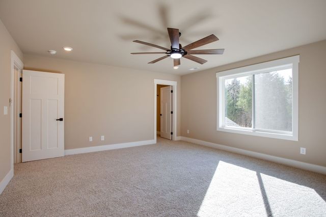 4419 Moore Ln, Culleoka, TN 38451