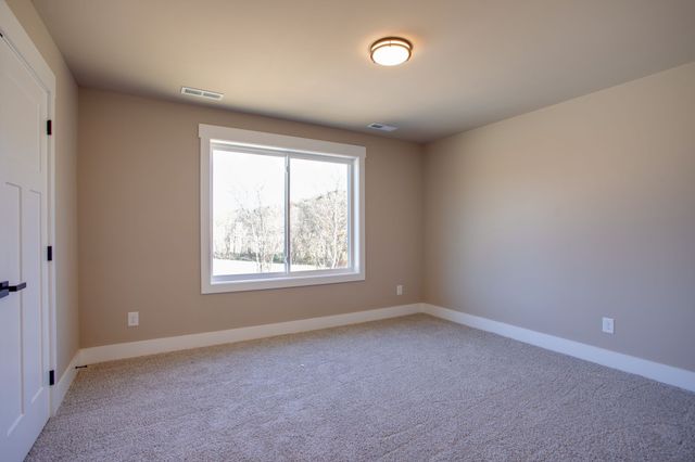 4419 Moore Ln, Culleoka, TN 38451