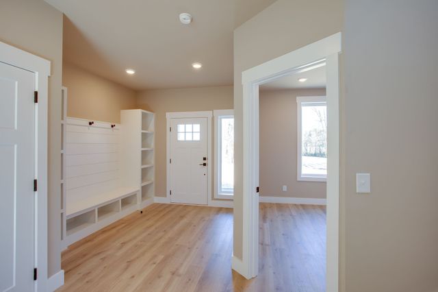 4419 Moore Ln, Culleoka, TN 38451