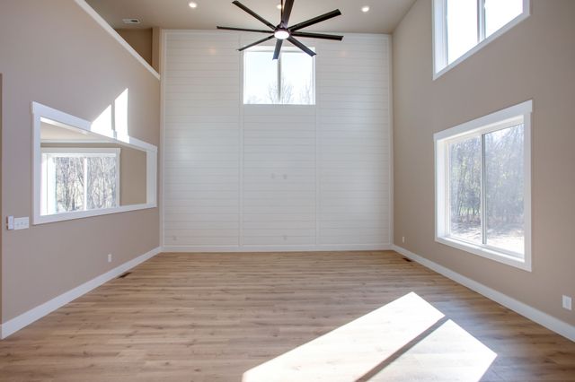 4419 Moore Ln, Culleoka, TN 38451