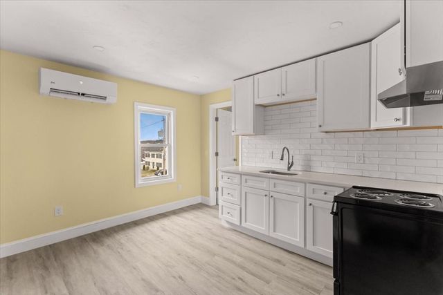 29 Saint Casimir Ave, Brockton, MA 02302