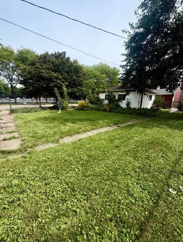 5057 N Keeler Avenue, Chicago, IL 60630