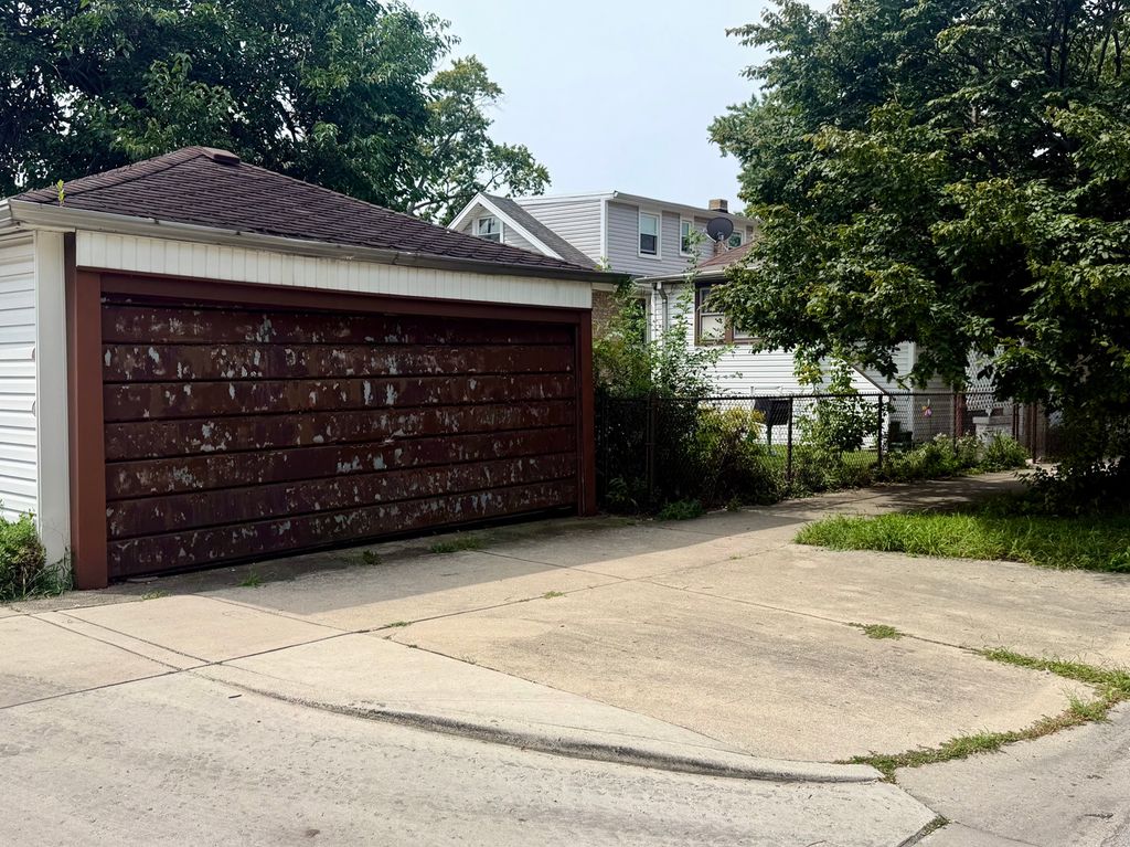 5057 N Keeler Avenue, Chicago, IL 60630 — photo 3