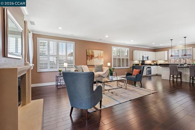 217 Mantle, Irvine, CA 92618