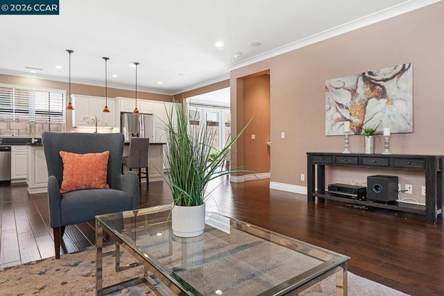 217 Mantle, Irvine, CA 92618