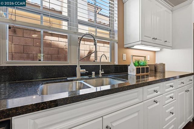 217 Mantle, Irvine, CA 92618