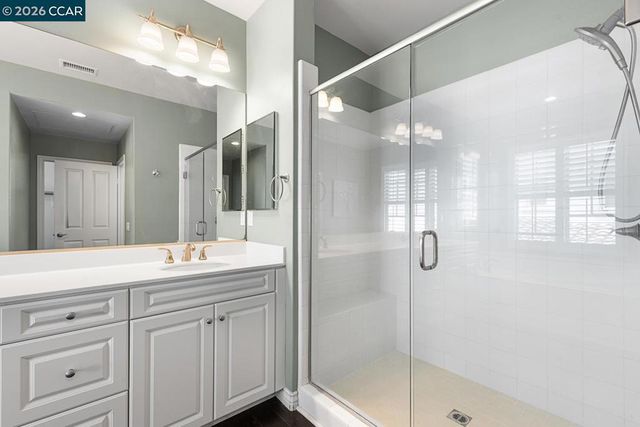 217 Mantle, Irvine, CA 92618